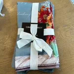 Cynthia Rowley set of 6 Napkins Floral Fall